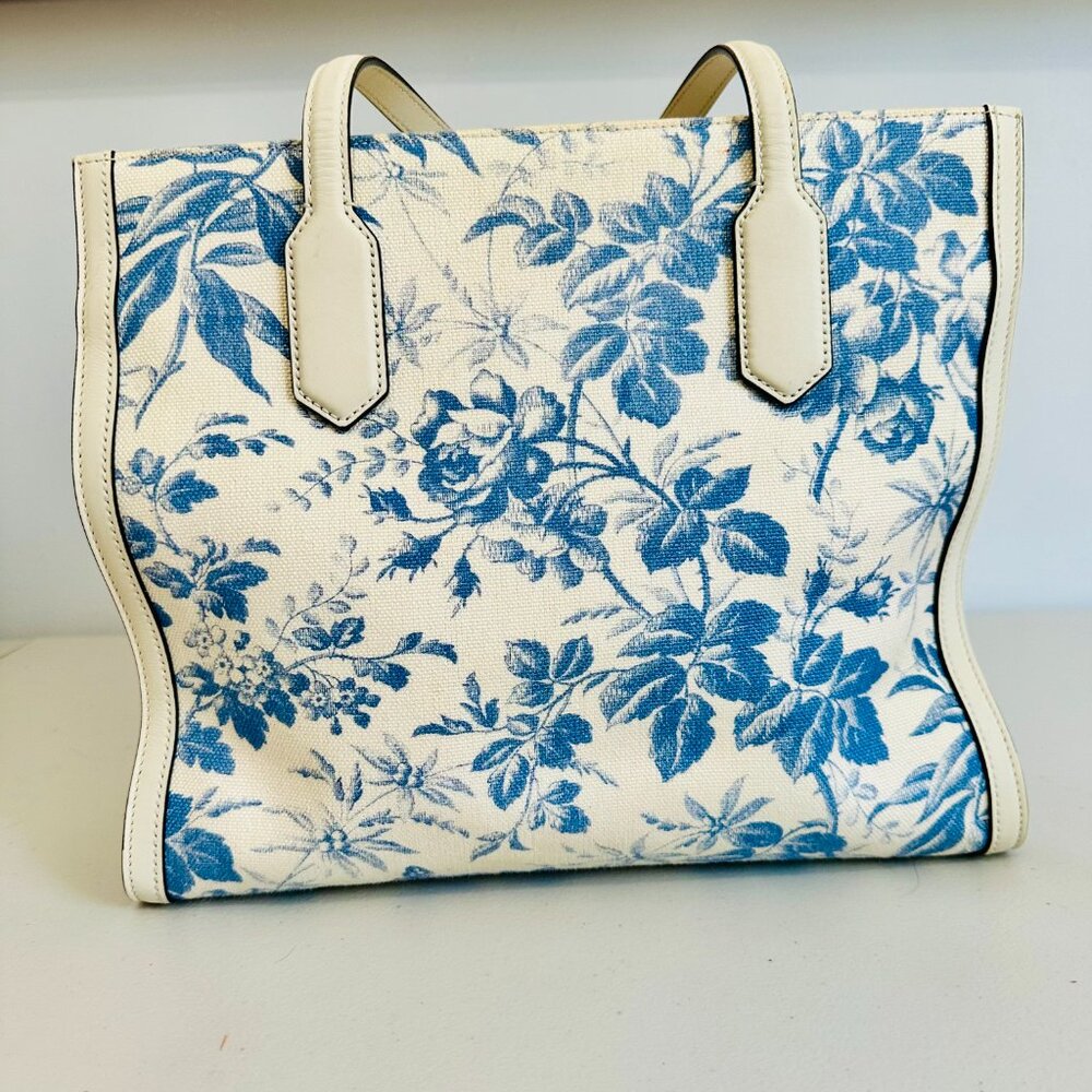 GUCCI JAPAN EXCLUSIVE TOILE BLUE AND WHITE FLORAL CANVAS AND LEATHER TOTE ITALY - Picture 3 of 13